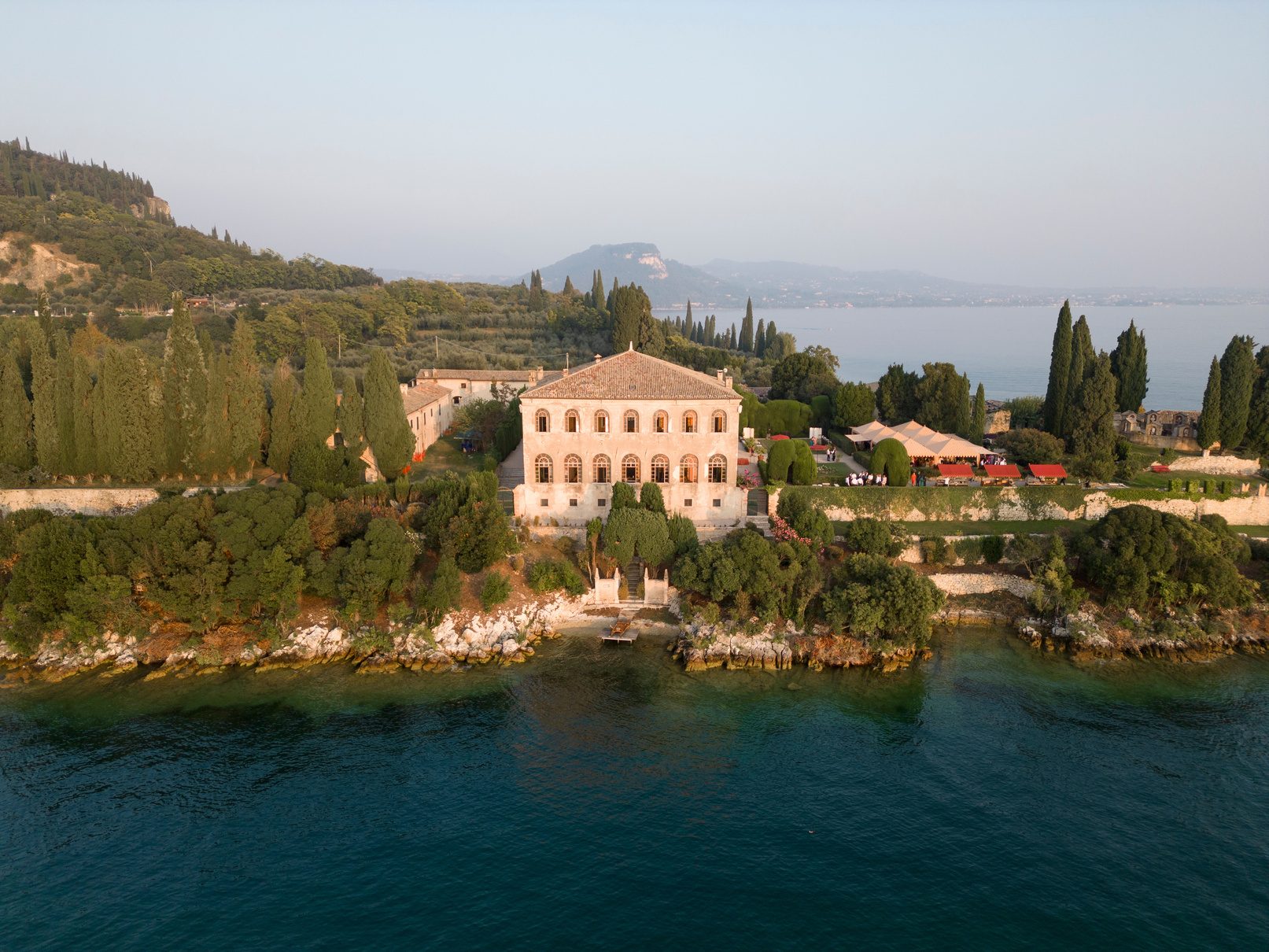 Villa sul Lago di Garda vista dall'alto